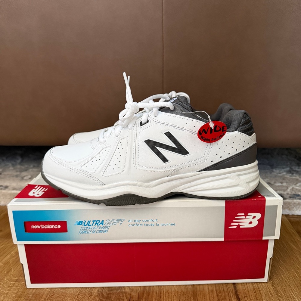 New Balance 519 Athletic Sneakers White/Grey MX519WG2 D Standard Mens Size 8